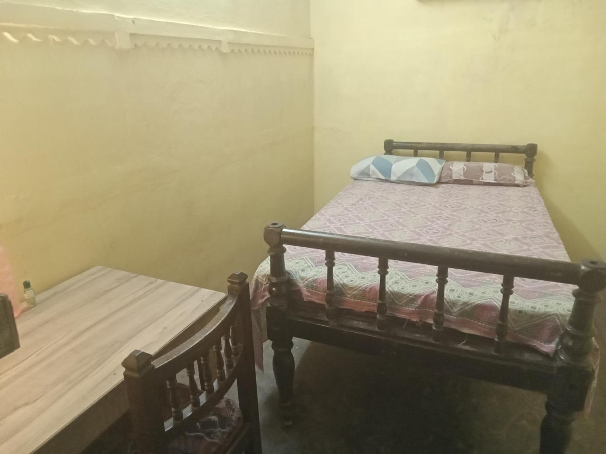 Valentine Budget Guest House Kottakuppam Екстериор снимка